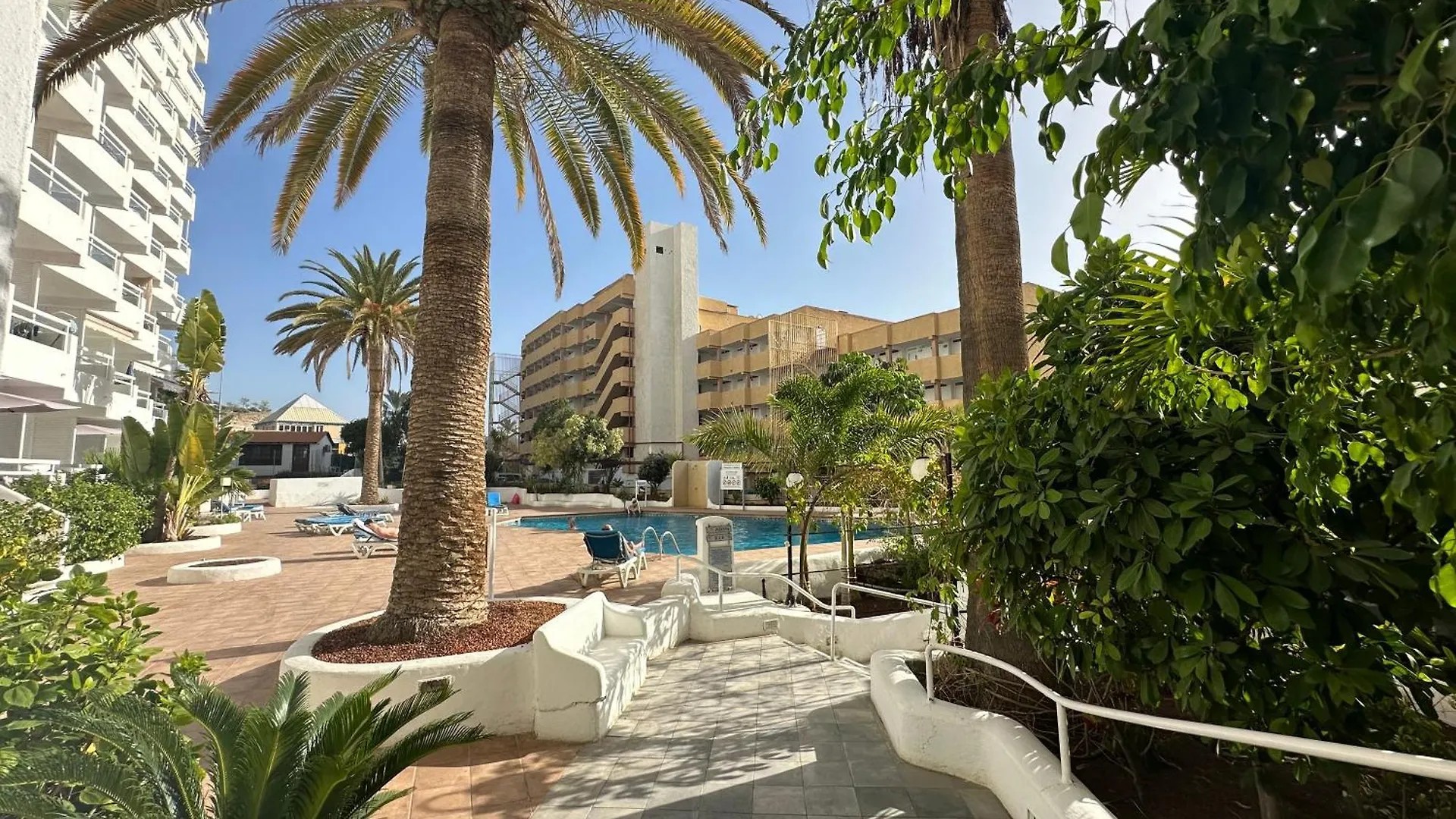 Sunsets Sur Ponderosa Apartment Playa de las Americas  Spain